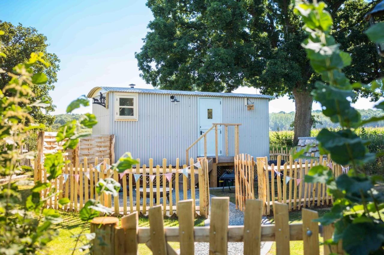 The Hideaway Hut - 1 Bed Shepherds Hut - Hereford Buitenkant foto