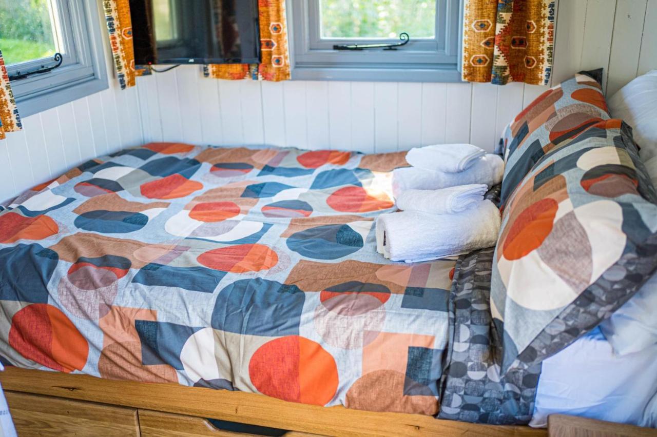 The Hideaway Hut - 1 Bed Shepherds Hut - Hereford Buitenkant foto