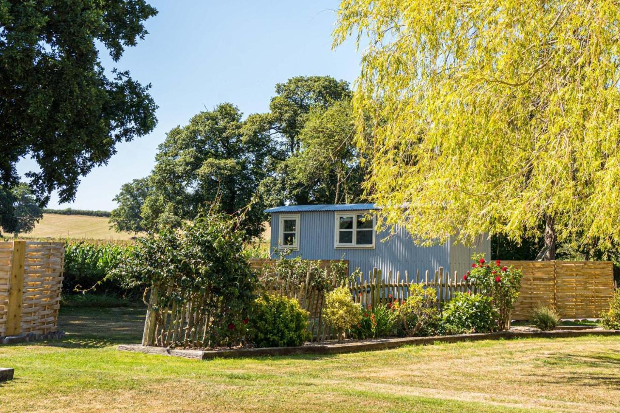 The Hideaway Hut - 1 Bed Shepherds Hut - Hereford Buitenkant foto