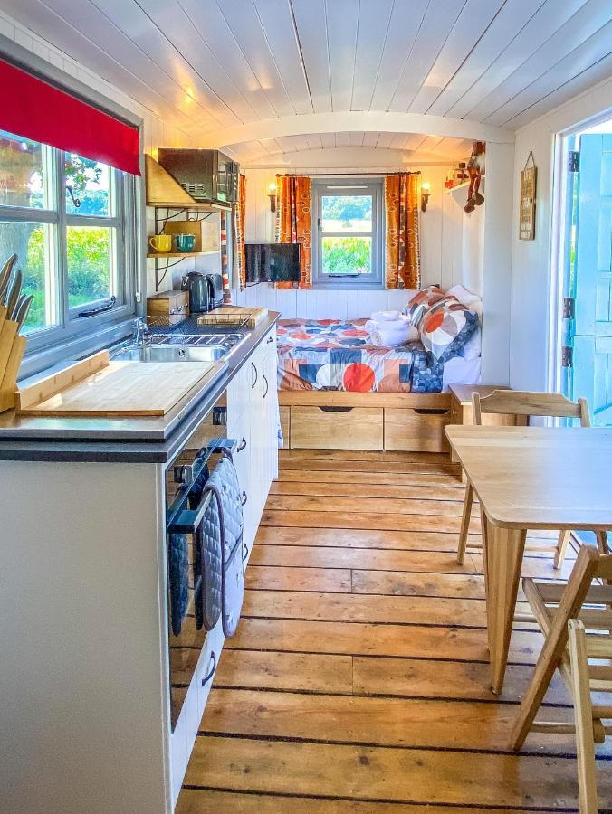 The Hideaway Hut - 1 Bed Shepherds Hut - Hereford Buitenkant foto